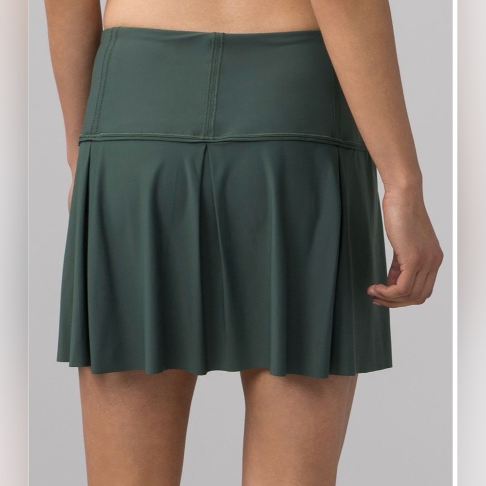 Lululemon Lost in Pace Skirt T